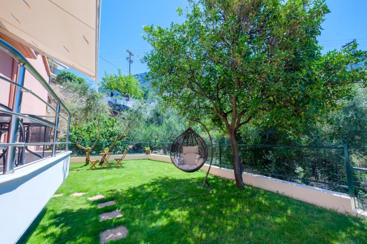 Almyros Aktis Private Garden Apartment Kalamáta Eksteriør bilde