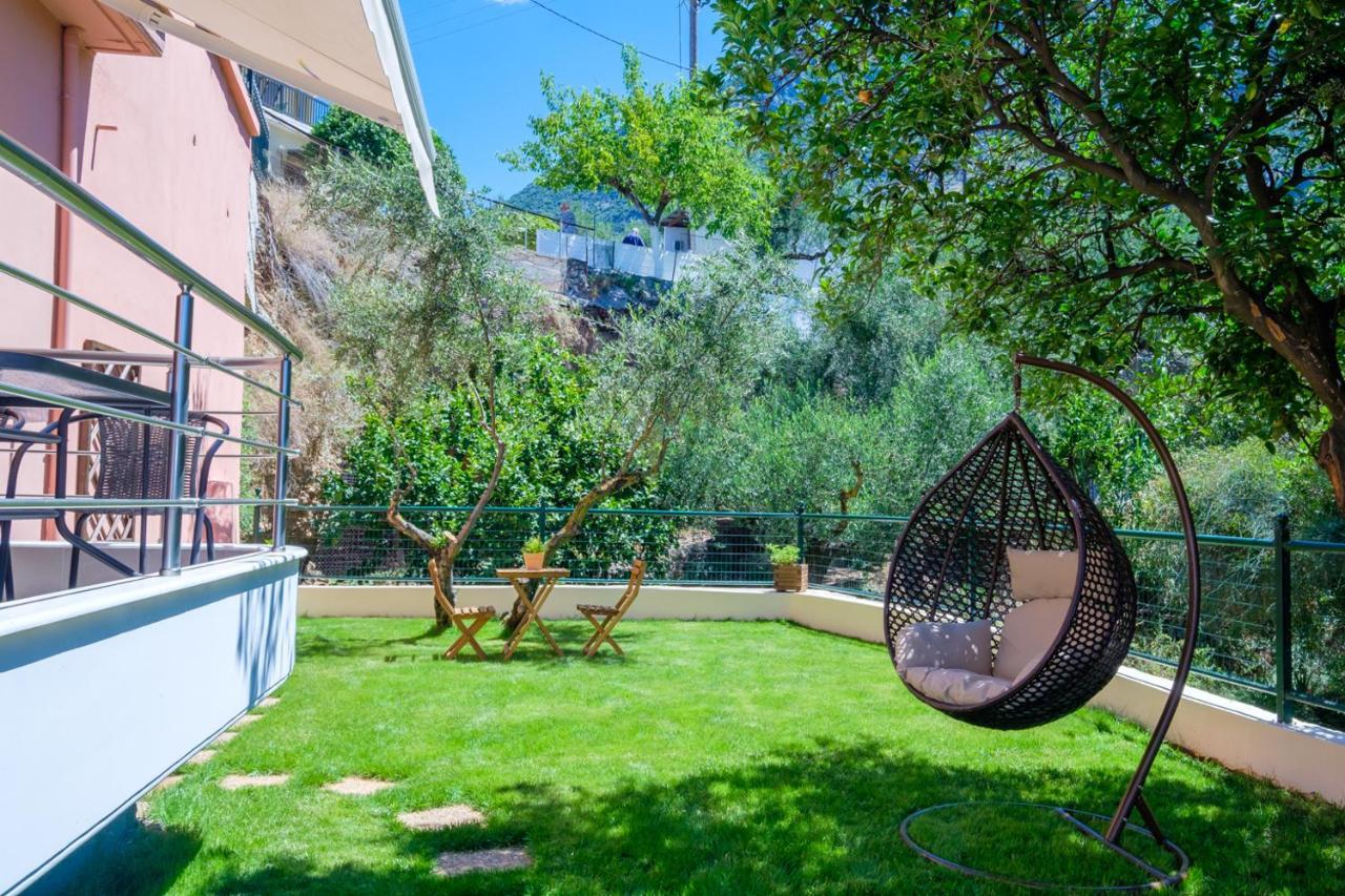 Almyros Aktis Private Garden Apartment Kalamáta Eksteriør bilde