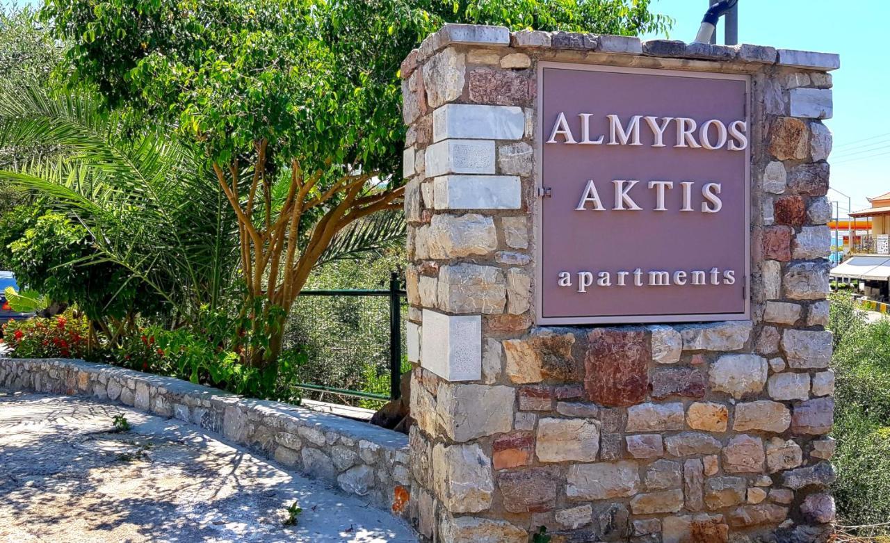 Almyros Aktis Private Garden Apartment Kalamáta Eksteriør bilde