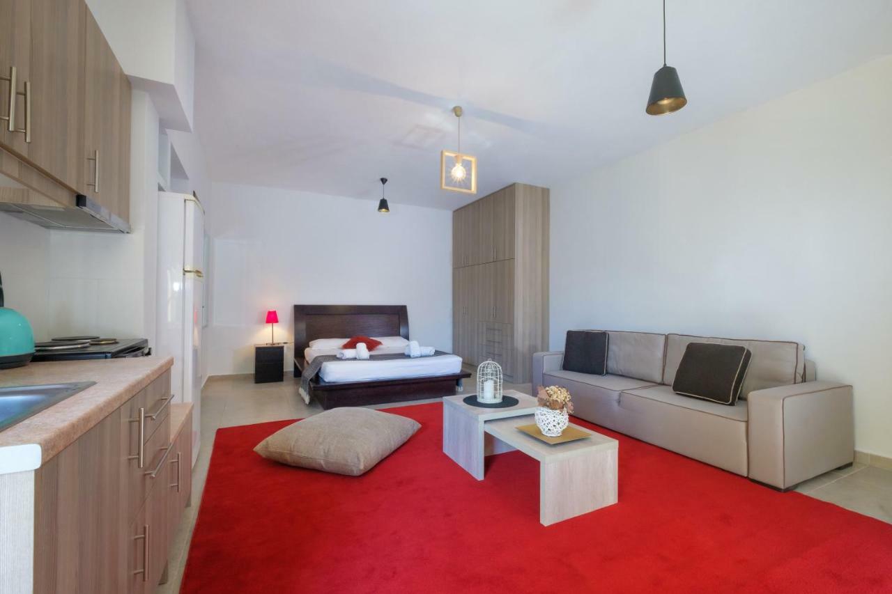 Almyros Aktis Private Garden Apartment Kalamáta Eksteriør bilde
